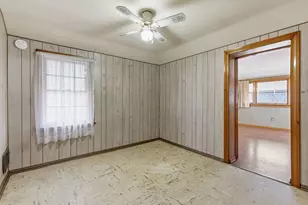 3546 S 56th Ct, Cicero, IL 60804 - Photo 12