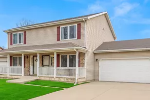 688 S Elizabeth St, Maple Park, IL 60151 - Photo 1