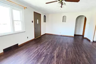 23 Park Ln, Centralia, IL 62801 - Photo 20