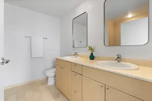 653 N Kingsbury St, Chicago, IL 60654 - Photo 12