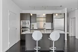 653 N Kingsbury St, Chicago, IL 60654 - Photo 8