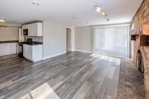 18029 Thomas Ln, Country Club Hills, IL 60478 - Photo 14