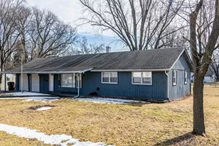 18029 Thomas Ln, Country Club Hills, IL 60478 - Photo 1