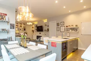 1947 W Diversey Pkwy, Chicago, IL 60614 - Photo 8