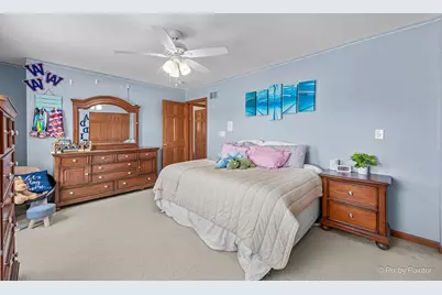 601 Meade Boulevard, North Aurora, IL 60542 - Photo 30