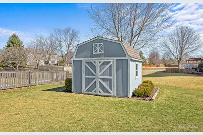 601 Meade Boulevard, North Aurora, IL 60542 - Photo 40