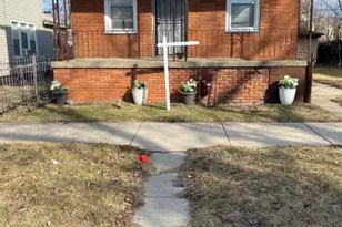 11809 S Lafayette Ave, Chicago, IL 60628 - Photo 2