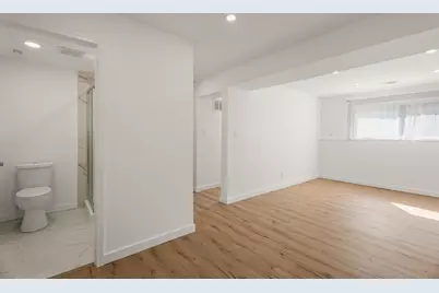 220 N Ashbury Avenue, Bolingbrook, IL 60440 - Photo 10