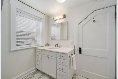 2216-Ch N Magnolia Avenue, Chicago, IL 60614 - Photo 20