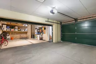 1013 W Webster Ave, Chicago, IL 60614 - Photo 26