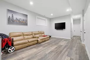 2045 N La Crosse Ave, Chicago, IL 60639 - Photo 30