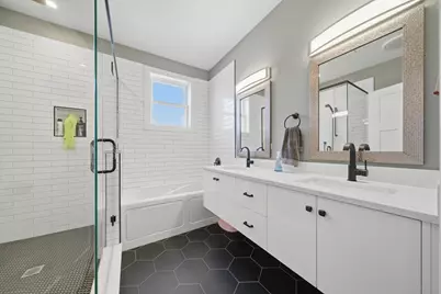 2045 N La Crosse Avenue, Chicago, IL 60639 - Photo 18