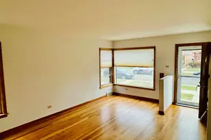 7724 W Birchwood Ave, Chicago, IL 60631 - Photo 2