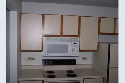 4302 W Shamrock Lane #2-G, McHenry, IL 60050 - Photo 6