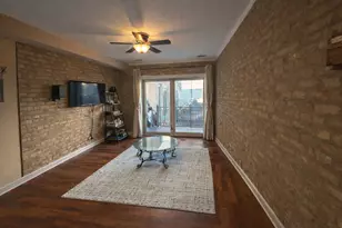 4718 N Beacon St, Chicago, IL 60640 - Photo 10