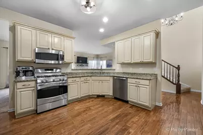 1260 West Lake Drive, Cary, IL 60013 - Photo 8