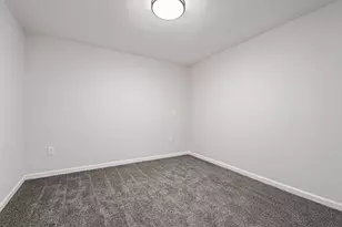 122 Long Beach Road, Montgomery, IL 60538 - Photo 8