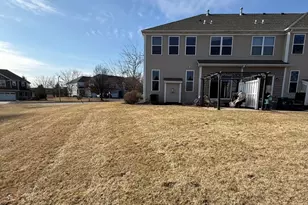 286 Wolverine Dr, Oswego, IL 60543 - Photo 28