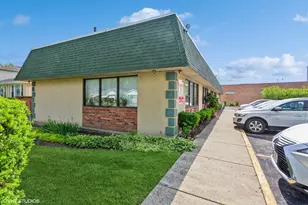 3901 Oakton St, Skokie, IL 60076 - Photo 6