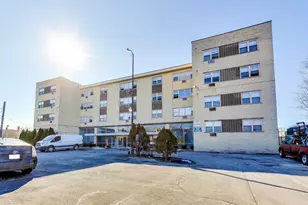 7250 N Western Ave, Chicago, IL 60645 - Photo 2