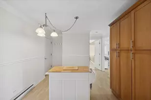 15822 Terrace Dr, Oak Forest, IL 60452 - Photo 6