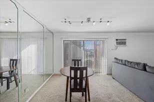 15822 Terrace Dr, Oak Forest, IL 60452 - Photo 4