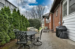 225 S Fairview Ave, Elmhurst, IL 60126 - Photo 56