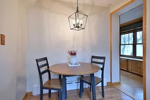 225 S Fairview Ave, Elmhurst, IL 60126 - Photo 24