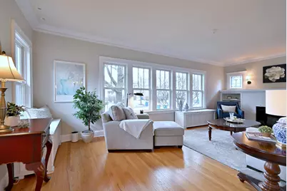 225 S Fairview Avenue, Elmhurst, IL 60126 - Photo 6