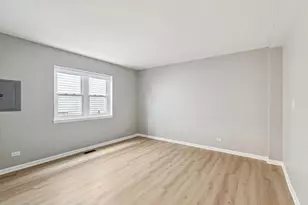 21688 W Ravine Dr, Lake Zurich, IL 60047 - Photo 10