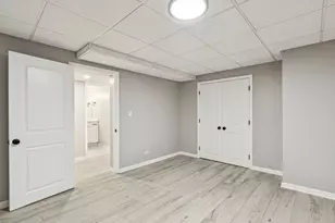 21688 W Ravine Dr, Lake Zurich, IL 60047 - Photo 10