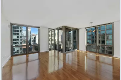 2 E Erie Street #1611, Chicago, IL 60611 - Photo 2