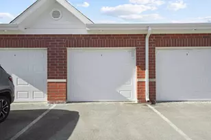 17212 Oak Park Ave, Tinley Park, IL 60477 - Photo 14