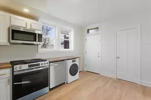 3224 N Linder Ave, Chicago, IL 60641 - Photo 2