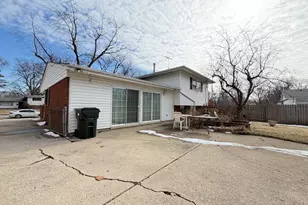126 Indiana St, Park Forest, IL 60466 - Photo 20