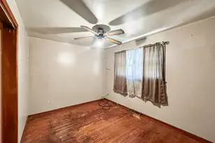 12326 S Indiana Ave, Chicago, IL 60628 - Photo 8