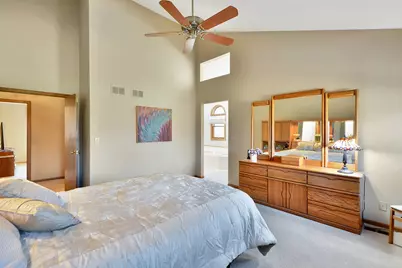 21 N Highview Circle, Hawthorn Woods, IL 60047 - Photo 14