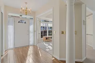 2S744 Lakeside Dr, Glen Ellyn, IL 60137 - Photo 2