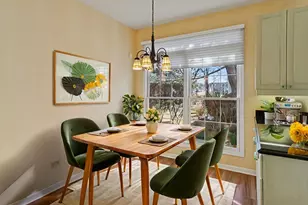 2S744 Lakeside Dr, Glen Ellyn, IL 60137 - Photo 8