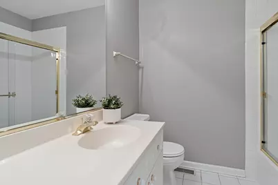 2S744 Lakeside Drive, Glen Ellyn, IL 60137 - Photo 16