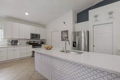 1713 Gilboa Avenue, Zion, IL 60099 - Photo 4