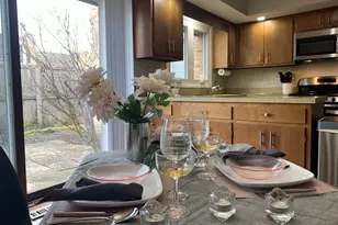 1817 Somerset Ln, Northbrook, IL 60062 - Photo 12