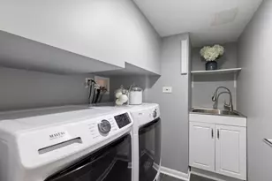 1817 Somerset Ln, Northbrook, IL 60062 - Photo 38