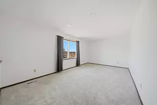 13831 Prairie Center Rd, Morrison, IL 61270 - Photo 8