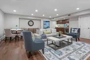 1315 Asbury Ave, Evanston, IL 60201 - Photo 22