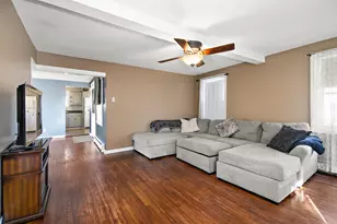 332 W North St, Peotone, IL 60468 - Photo 12