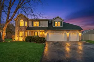 452 Pheasant Chase Dr, Bolingbrook, IL 60490 - Photo 1