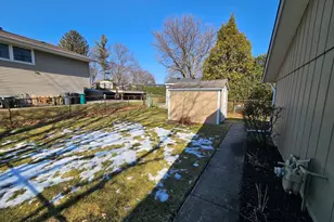 1828 Cannon Ct, Schaumburg, IL 60193 - Photo 18