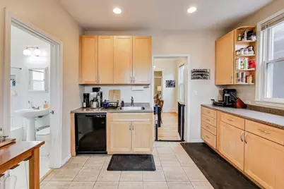 1652 W Nelson Street #2, Chicago, IL 60657 - Photo 4