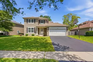 1445 Bridgedale Rd, Crystal Lake, IL 60014 - Photo 1